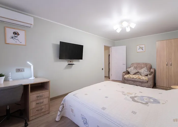 Cosy Nadezhda Apartment On The Jibek Joly Street